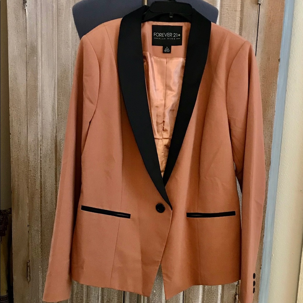 Forever 21 Tuxedo Jacket